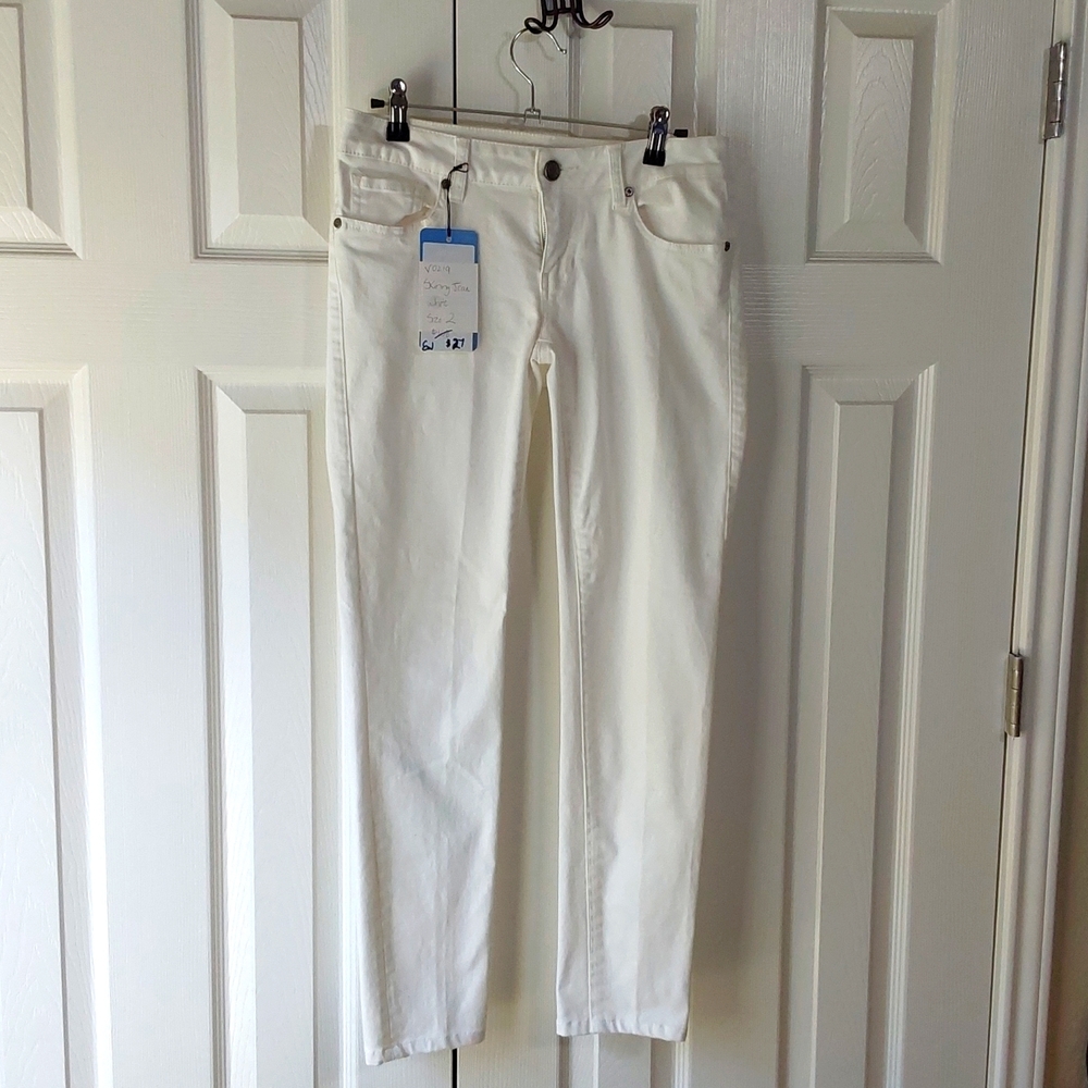 Cabi #219 NWT Skinny white jeans Size 2